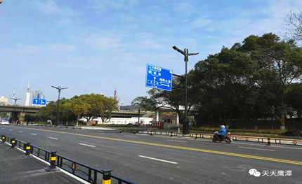 鷹潭首條智慧大道上這些智慧路燈，是怎樣使用“三頭六臂”的？
