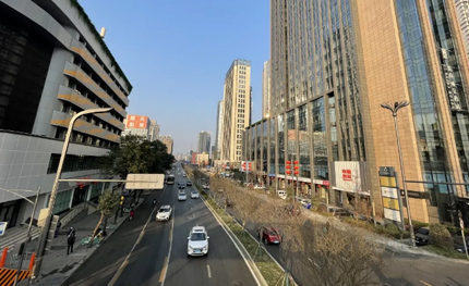 超1200根智慧路燈！ 華體科技“多桿合一”智慧路燈即將為成都一環(huán)路增光